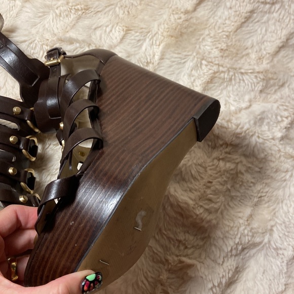 Michael Kors leather Nadine Wedge Brown - Picture 10 of 16
